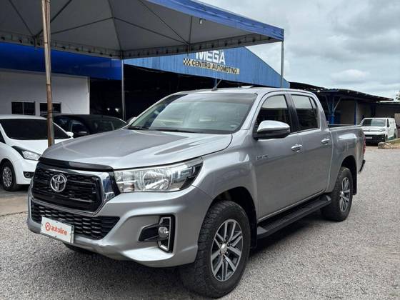 TOYOTA HILUX 2.8 SRV 4X4 CD 16V DIESEL 4P AUTOMÁTICO